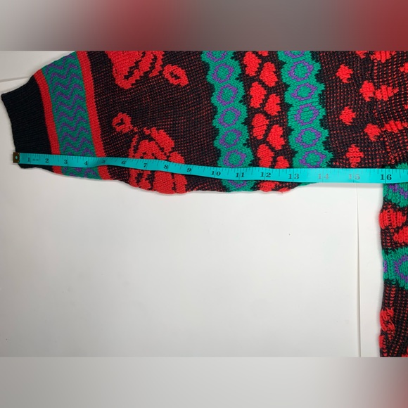 Vintage Retro 80’s Rose Print Sweater from Arielle - Picture 10 of 13